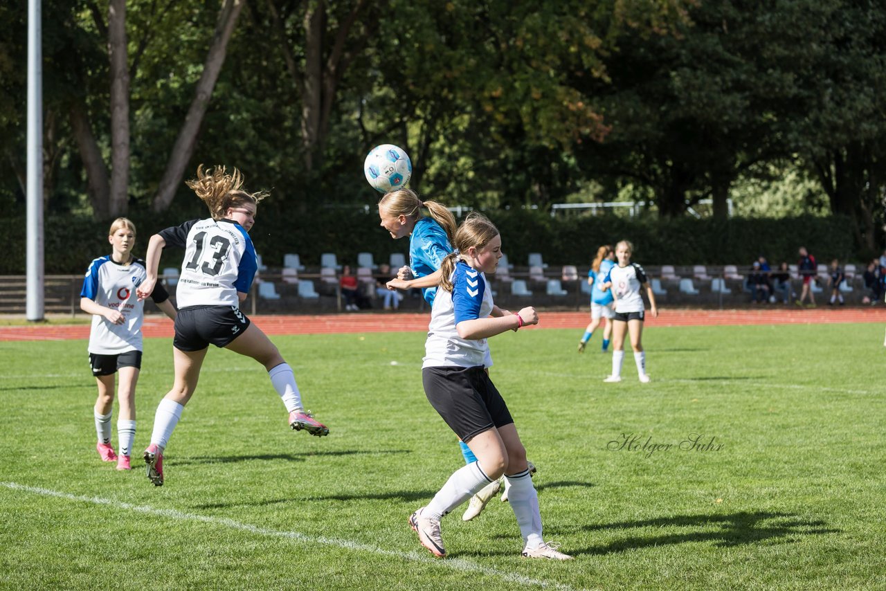 Bild 201 - wBJ VfL Pinneberg - Germania Schnelsen : Ergebnis: 15:1